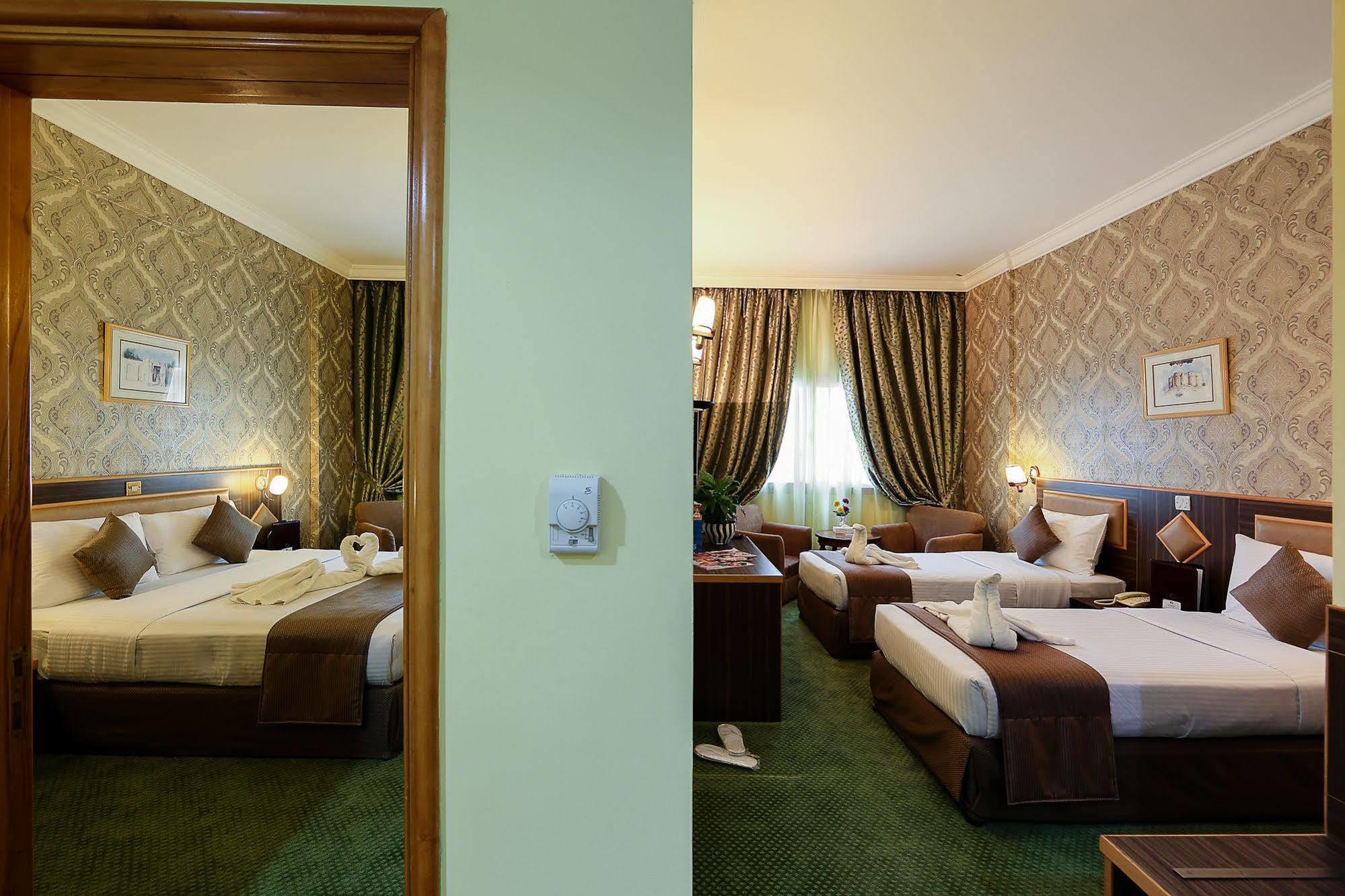 Jonrad Hotel Dubai Eksteriør billede